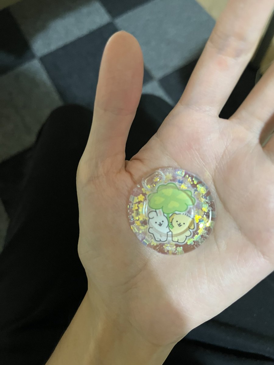 tisaming0905's tweet photo. シール作りに挑戦してみた結果…！
めっちゃ綺麗にできました✨
#シール作り #シール帳 https://t.co/fz8PSChh1I
