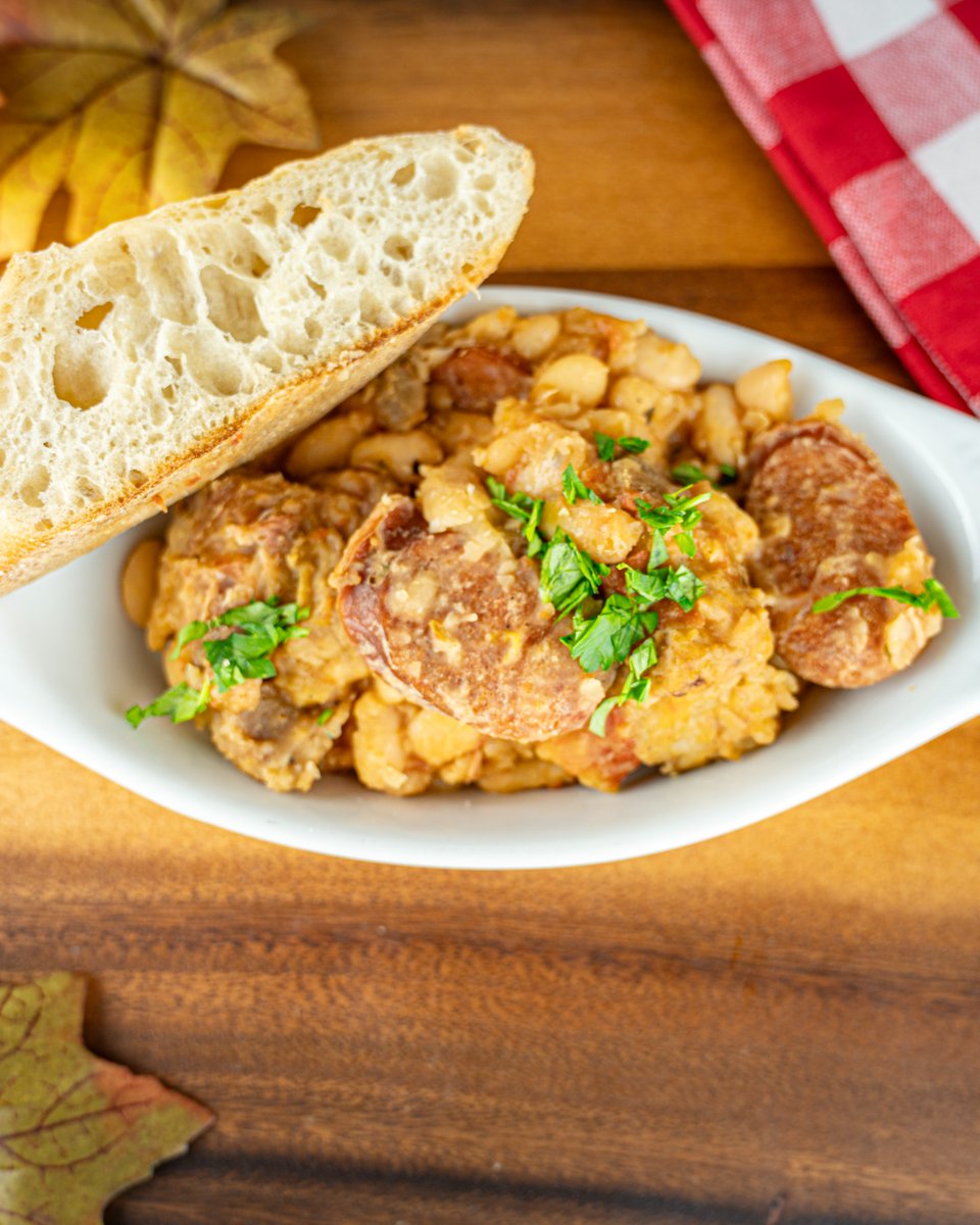 ExploreSpaceKSC's tweet photo. Taste of Space: Fall Bites! has arrived! From September 28 - November 8, treat your taste buds to flavors that are out-of-this-world! 🍽️🍂 #TasteOfSpace https://t.co/tMYSemFgSj