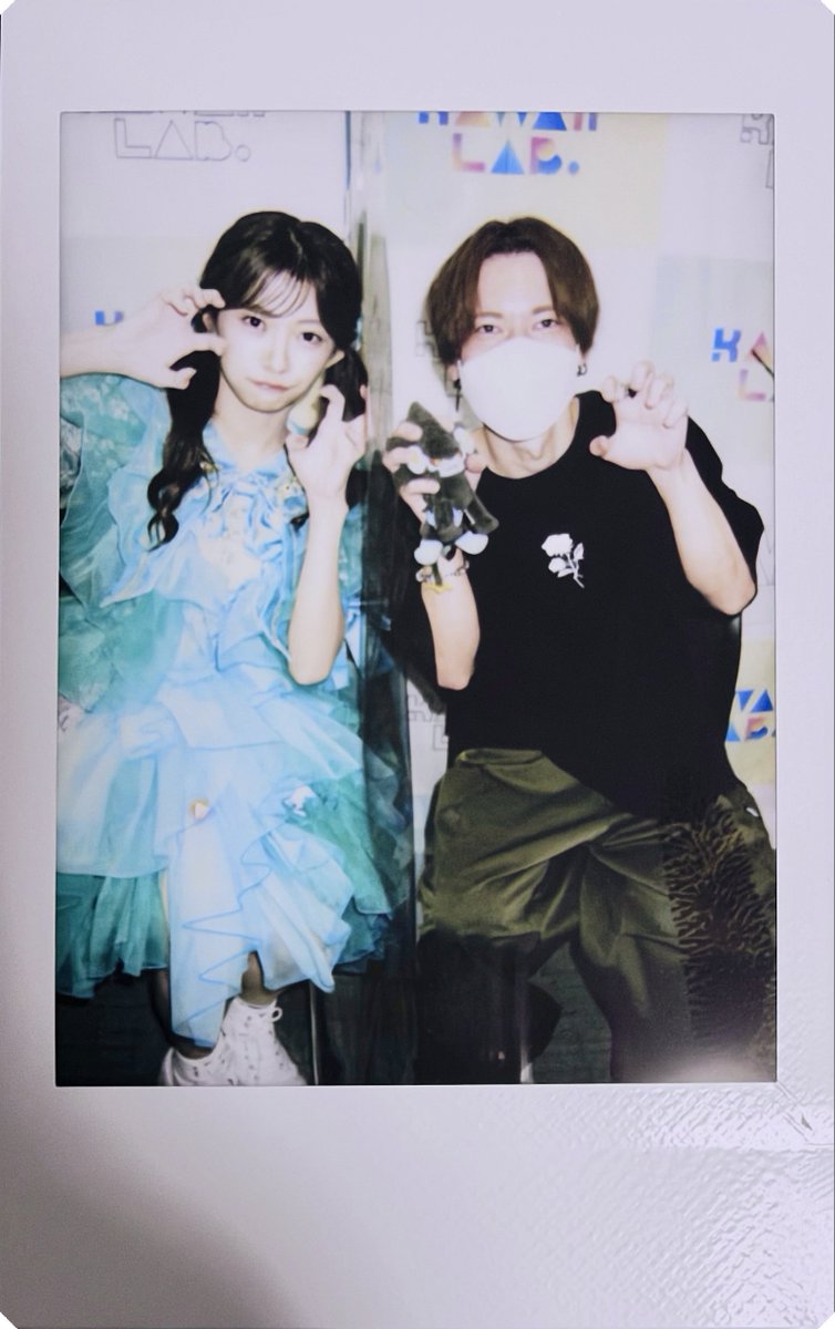 tkhr0__0's tweet photo. 2026.09.27 大特典会福岡 1部

可奈ちゃんの「久しぶり〜」からしか得られない栄養がある。いつも覚えてくれてて嬉しい☺️
若干ぷく顔なのも可愛すぎね🫵🏻

右下の跡、目視じゃ全然分からんで気が付かんやったけど取り込んだらめっちゃ目立つ

#板倉可奈  #かなと叶える https://t.co/QAPia53Av4