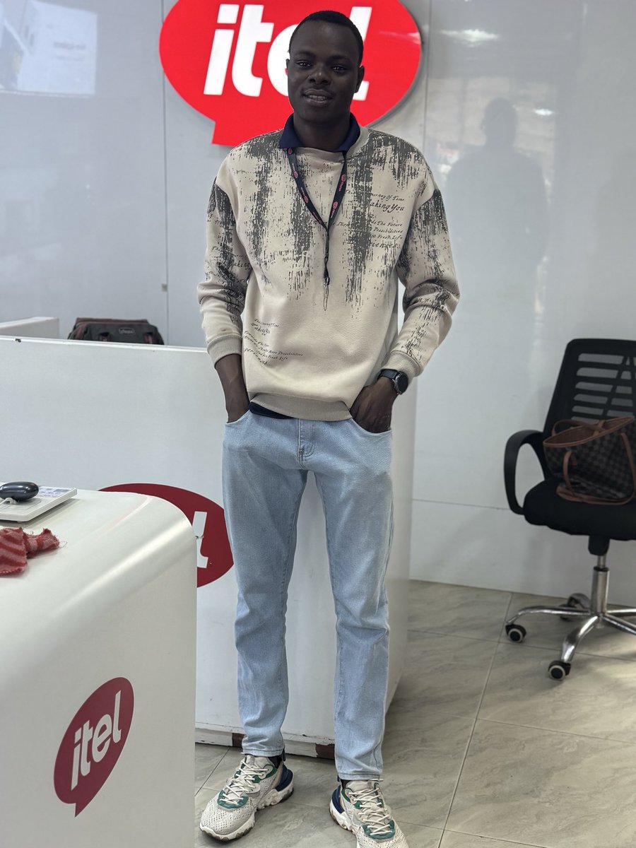 Olutunde0147's tweet photo. May this new #week favour us all 🙇‍♂️➕ https://t.co/8upvz9VtOy