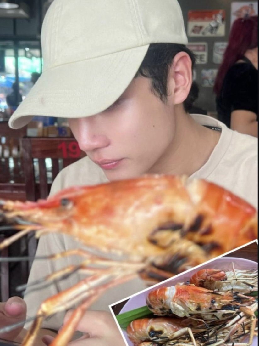 freeninpixels_'s tweet photo. เป็นรูปมุมเดียวที่ได้จากแม่อ้อมจริง ๆ น่ารักว่ะ

——𐙚♡ #ongsacelcius https://t.co/55mpRZXfyq