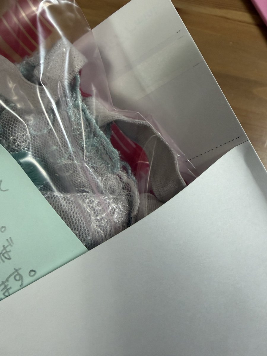 bass_onssu's tweet photo. 明日初めて発送させて頂きます︎💕︎
喜んでくださると嬉しいなー！ https://t.co/tJM5mWY2hv