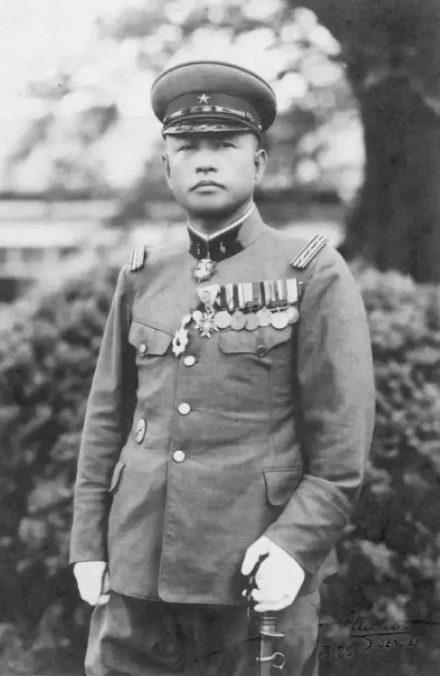 hanamijyu33's tweet photo. 浜口雄幸内閣が一番好き。もし関東軍居なかったら日本って結構いい位置にいたんだろうな https://t.co/30AveGzjcr