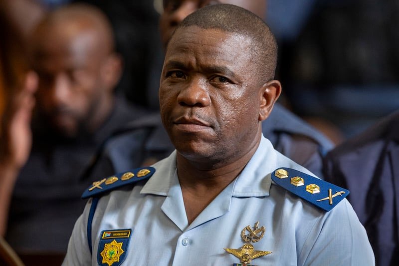 Sunflowerreal's tweet photo. General Mkhwanazi thank you for saving this country ,Siyabonga .
#MadlangaCommission https://t.co/1zPxQodjpL