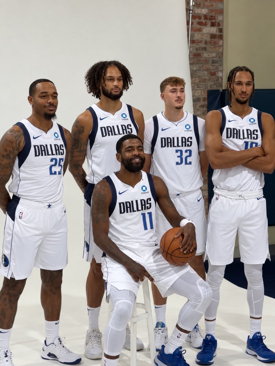Glenjr1988's tweet photo. Something is brewing in Dallas. #mffl https://t.co/wcPOghmxpm