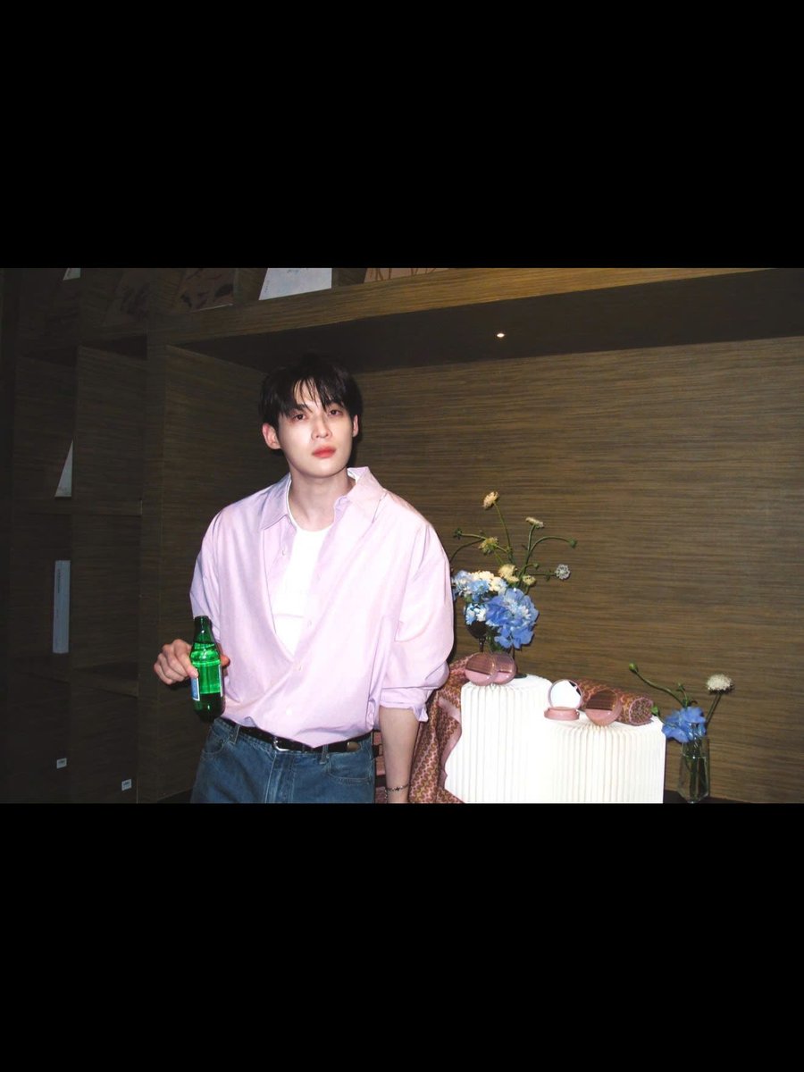 ThuHaaaa1d's tweet photo. Một ề ảnh sắp được phóng thích
WE STAND WITH KIM YOON SIK 
#kimyoonsik #kimyoonsikshines https://t.co/Caj0jjM7DW