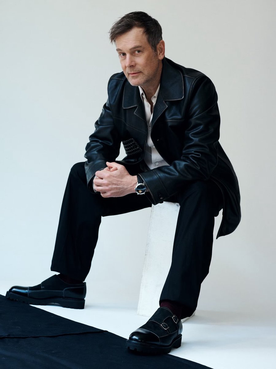 skptcbathena's tweet photo. absolutely am not freaking out hOLY FUCK PETER KRAUSE https://t.co/qpERqhGkkO