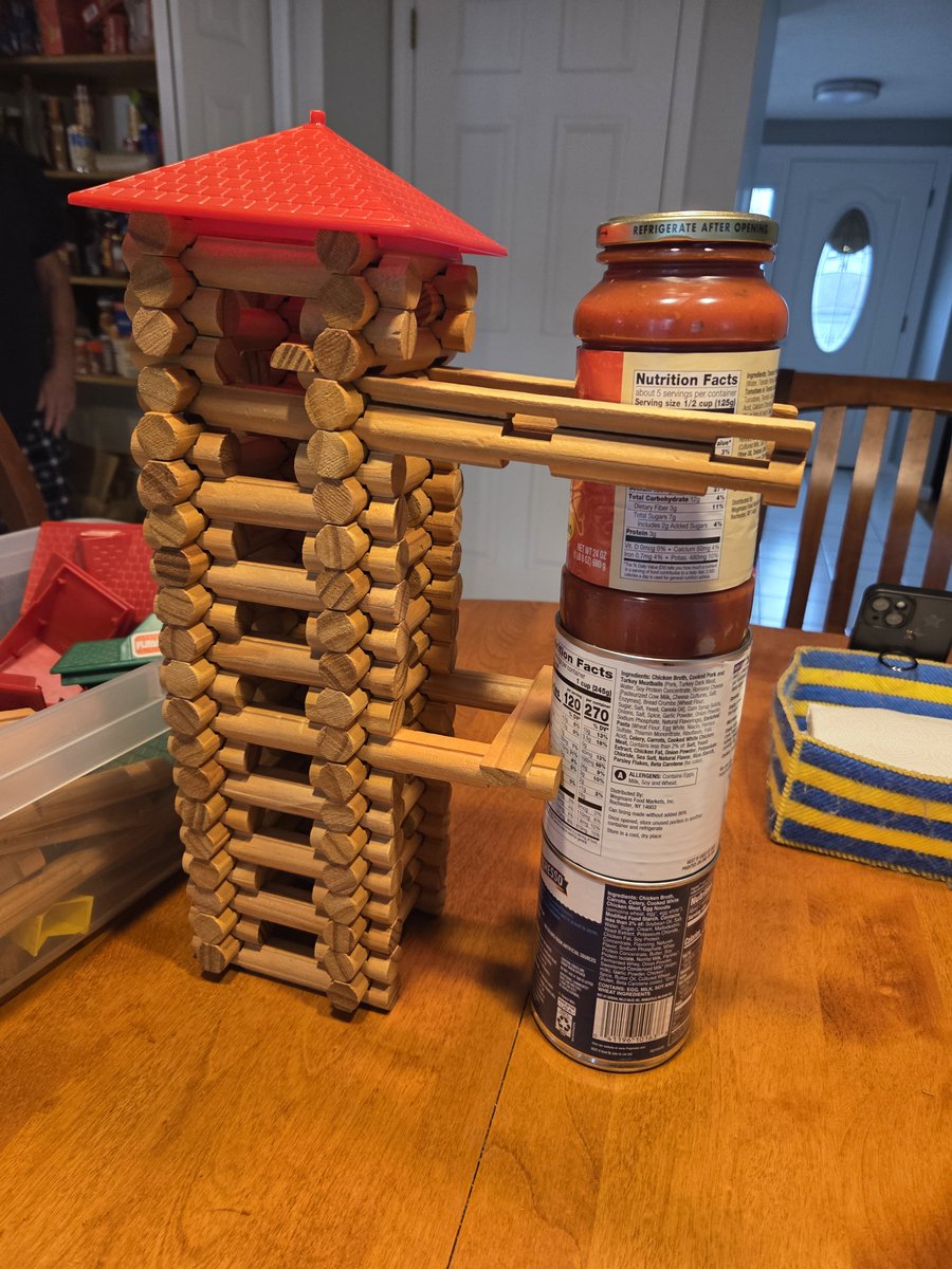 SneakyDewski's tweet photo. I Started this T-10mins and Finished T-0:30 Some of my Best Lincoln Log work yet!
@NASASpaceflight https://t.co/Kwn4FxWbES