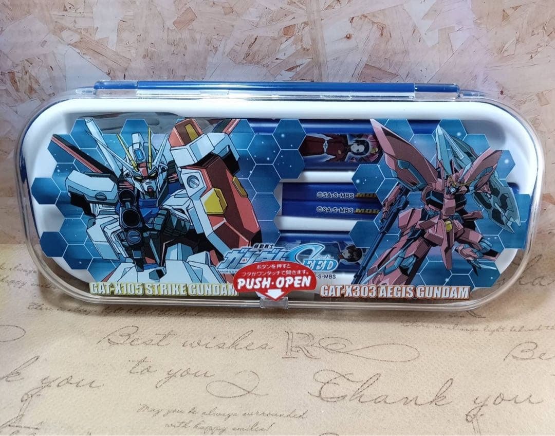 Haruka_You_'s tweet photo. ガンダムSEEDのリアルタイム世代じゃ無いと絶対手に入らなかったグッズがこちら https://t.co/28LEGvaYMG