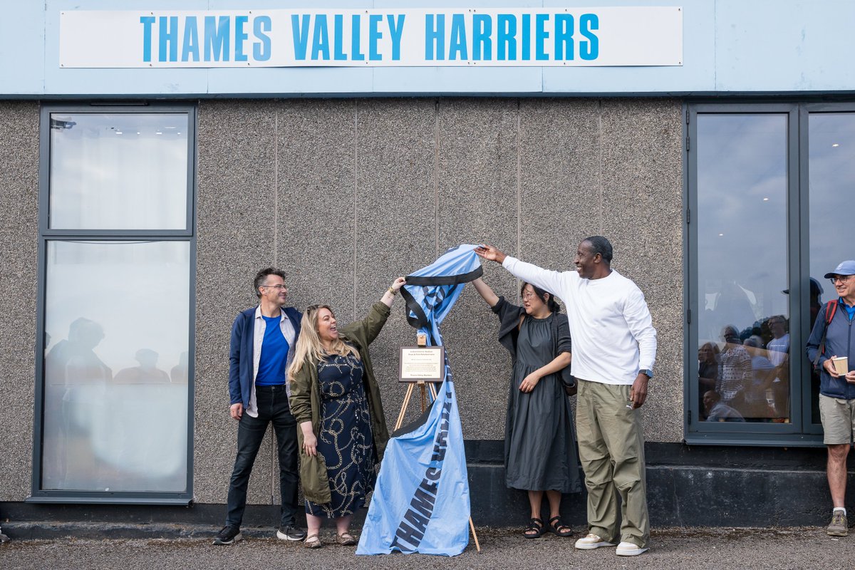 LBHF's tweet photo. British athletics legend Linford Christie returned to the stadium named in his honour - Linford Christie Stadium in Wormwood Scrubs – this weekend, to celebrating the refurbished track and field facilities https://t.co/I3j3O11jOB