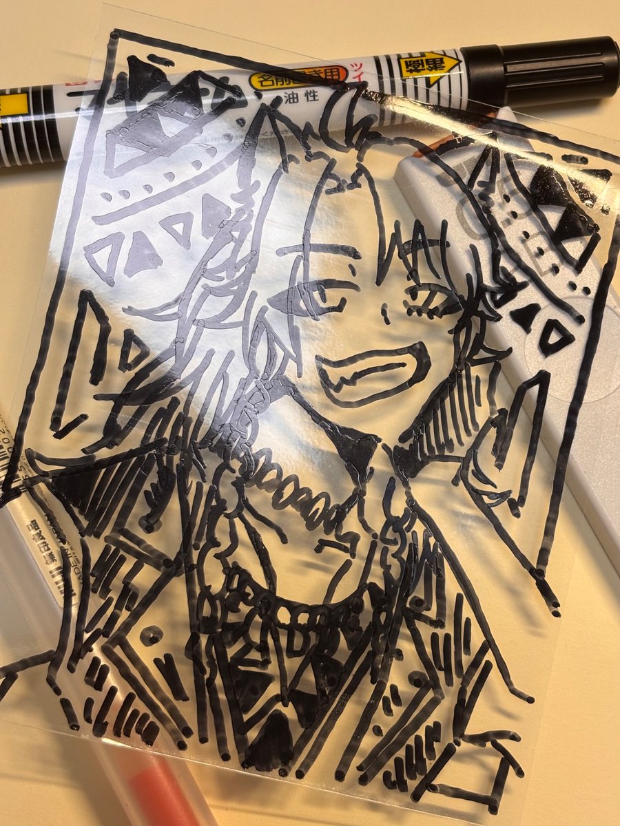 WB_sakk's tweet photo. 透明なシートにマッキーで一発描き
#ツイステ #twst https://t.co/o7dZHytgi5