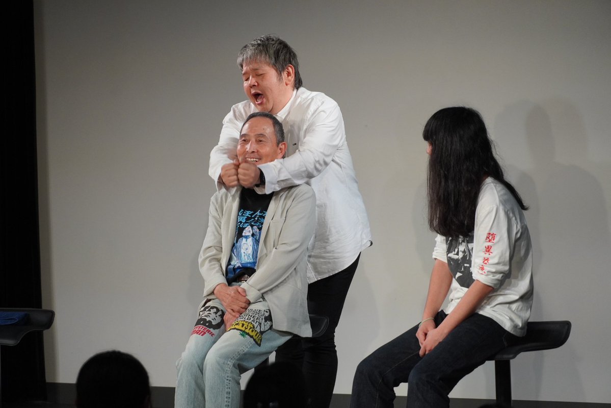 DotonboriT's tweet photo. 『ワルガキ ～タンクと友保とちょいワルおやじ～』ご来場、ご視聴いただきありがとうございました🙇‍♂️✨

里見まさと師匠と師弟関係のタンクさんとまさと師匠と親交深い友保さんのトークライブで3人の仲良し話や、まさと師匠の高校野球の話⚾️
配信がないからできる話が満載でした…🤫✨

またの開催をお楽しみに💁‍♂️✨