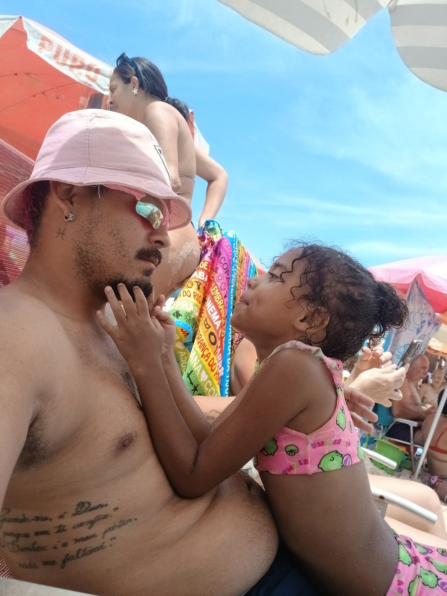 regisrafael97's tweet photo. Praiou com a filhota ☀️ https://t.co/gBnRwBaYVO