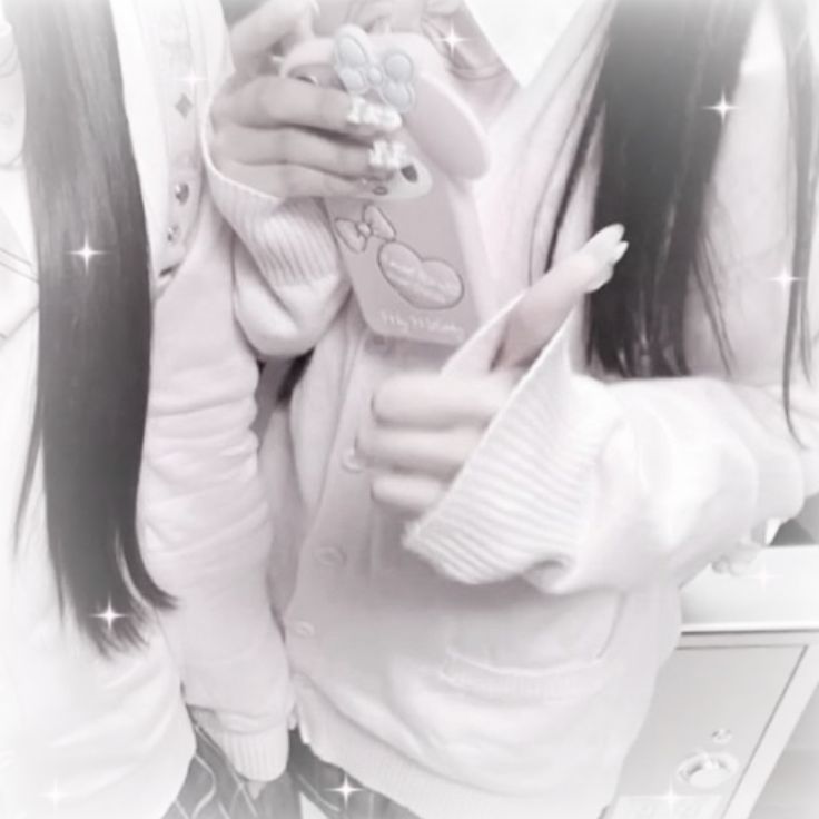B0x_Cutter's tweet photo. #shtwt #shedtwt #shrtwt #edtwt #jiraikei
———————————
If you play the butterfly game where you put a butterfly on your wrist I’m either think 1.your begging for someone to know you do sh or
2.your a attention seeking piece of shit who thinks it’s quirky to cvt or
3.your faking sh. https://t.co/YFEXhJ8u4r