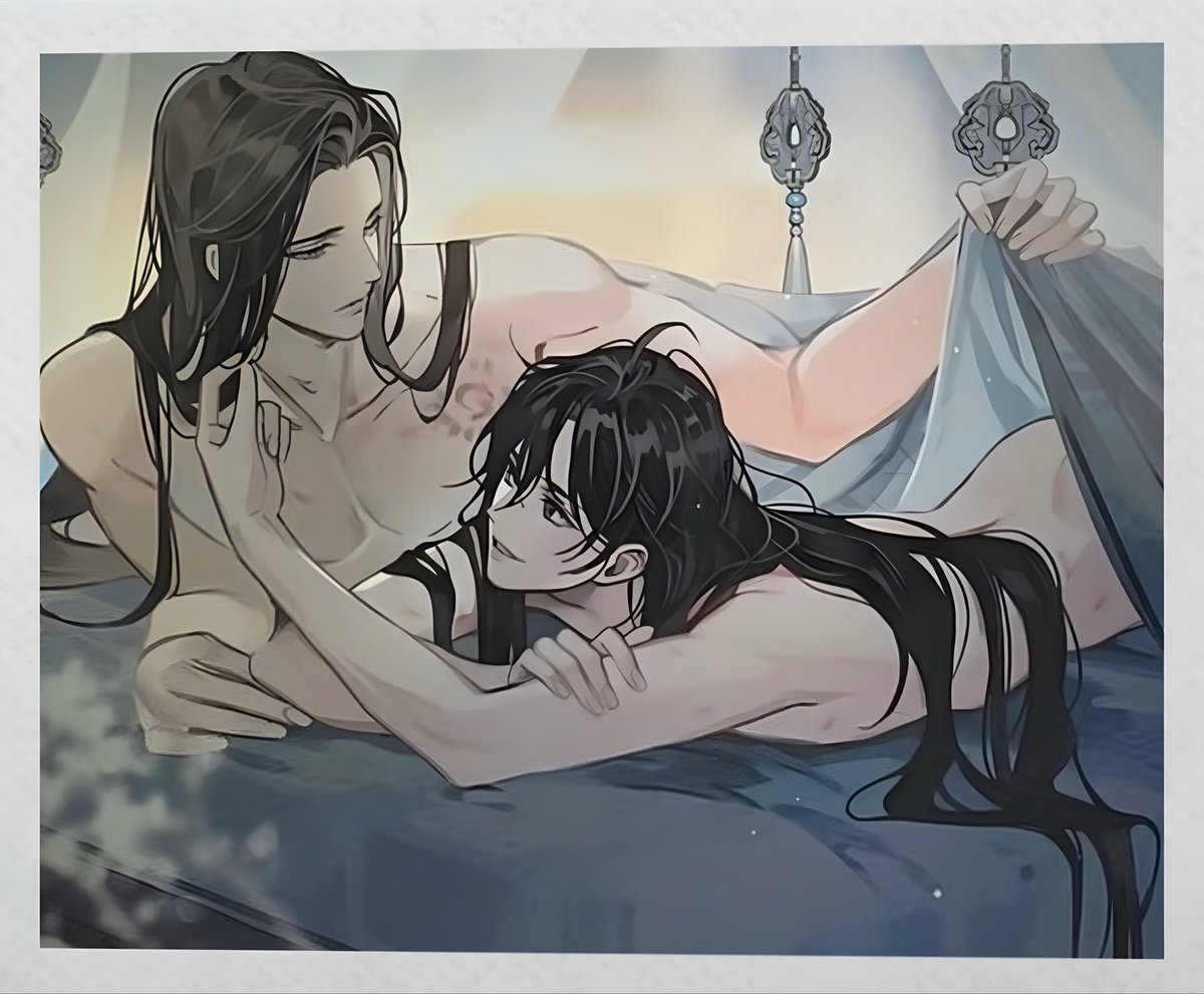 Elizabethswwann's tweet photo. Ahhhh the SIZE DIFFERENCE and Lan Wangji casually checking Wei Wuxian’s ass like godddd i love when he gets a little pervy for his ying 🩵 https://t.co/xoq3ZB0GbX
