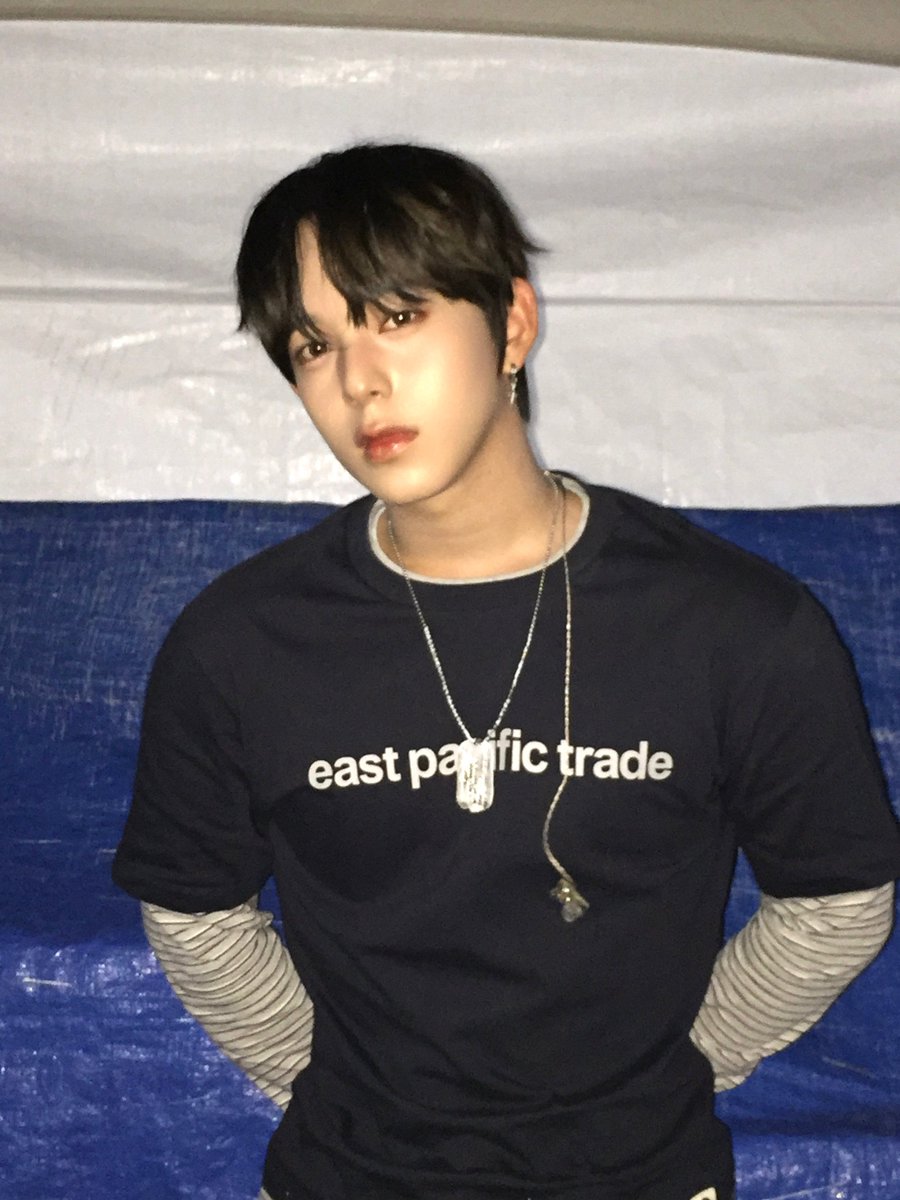 chienz_u9's tweet photo. 오늘 되게 어려보인다.. 애기 같애 https://t.co/yG713t3xds