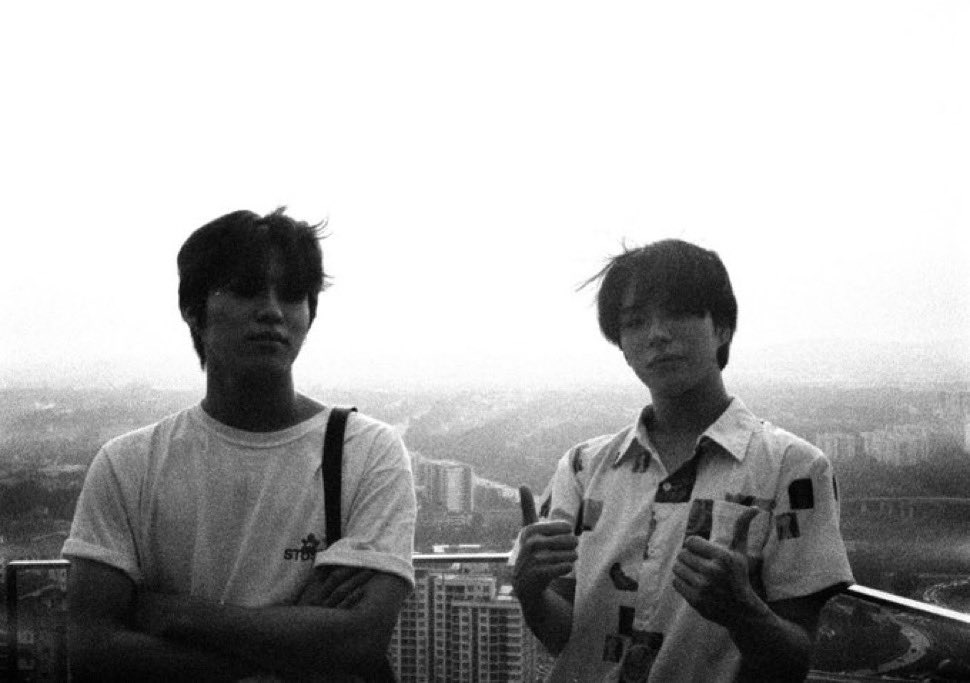 jaehyucs's tweet photo. Buah kedondong, buah manggis
Selamat ulang tahun adikku yang manis

Bahagia selalu, ipin-ipinku🤙🏻

[@jeongwuhuu @jeongvvolf @pjeongwoe   @Jeongwno @pjieongwu @Jeongwow @Jneogwu @Jeomngwoo @TR10JW @parkjeongwoo @parkjeovngwoo @Jeonglwoo @trjeongu] https://t.co/CGVUOqkxeR