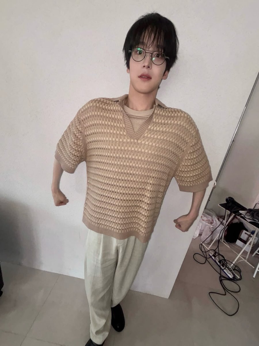 daengiiiii's tweet photo. @nyangdeok_2 염치없다는 그런 말 금지 🚫 언제든지 편하게 말씀해주시면  제가 무조건 도와드릴거예요!! 든든댕이 등장🐶 https://t.co/jZD1ALo1c2