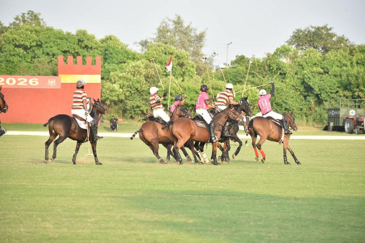 SWComd_IA's tweet photo. Raw power. Flawless strategy. Unmatched speed.
Seven top-tier teams clashed on the turf as #61Cavalry organized the prestigious #ArmyCdr’sPoloCup under the aegis of #SaptaShaktiCommand in Jaipur (21–27 Sep 2026).
In an intense, high-adrenaline final, the Jaipur Polo Team delivered a masterclass performance, defeating Team V Polo 11–5 to claim the championship trophy! 🏆
Lt Gen Mohit Malhotra, #ArmyCommander, #SaptaShaktiCommand, presented the coveted trophy to the champions.
#IndianArmy
#Polo
#Equestrian
#JaipurEvents
#Sportsmanship
@adgpi
@HQ_IDS_India