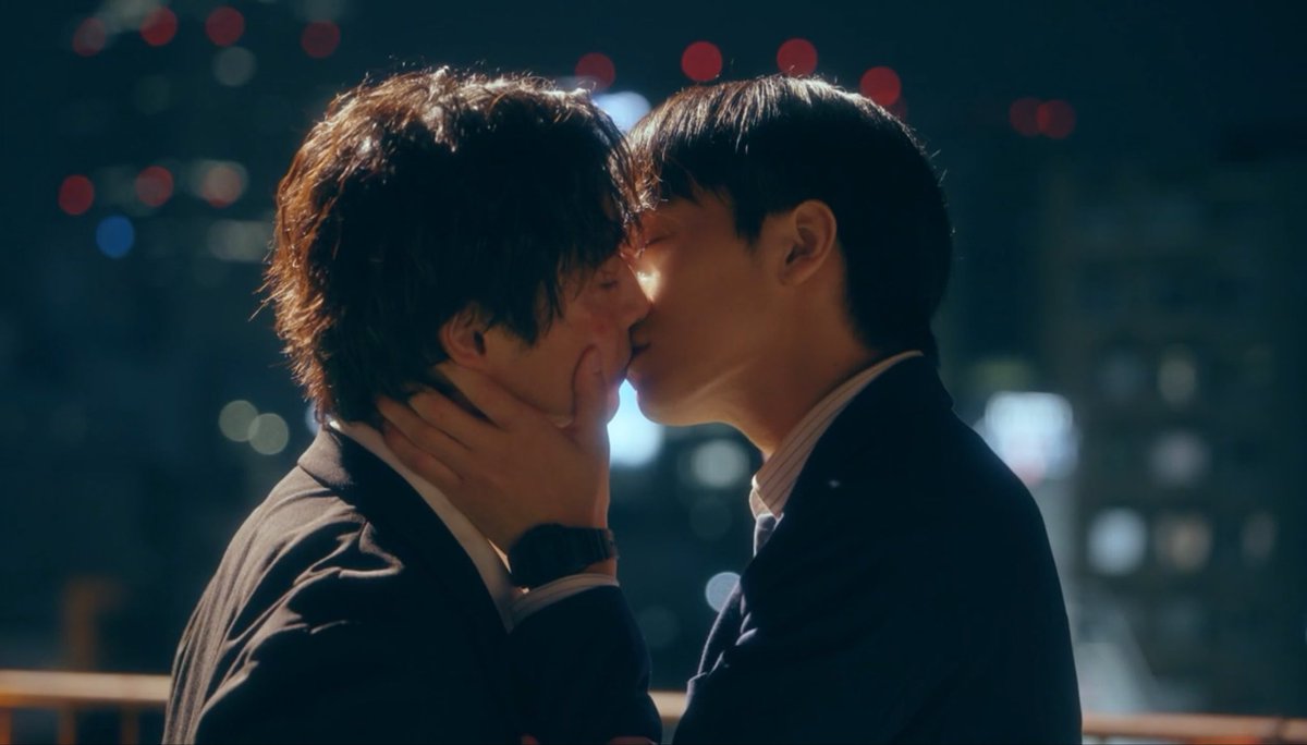 _ksatsotk_'s tweet photo. 自分的BLドラマの中で過去1のキスシーン
とにかく美しい…🤦‍♂️
 #キスあと https://t.co/rWXBRI2hmN