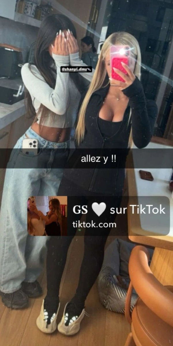 Goonland09's tweet photo. Giulia qui continue de faire la salope https://t.co/gF8o3qPXaP
