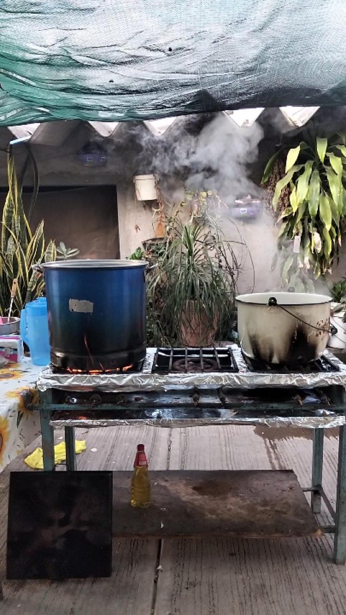 FroyElcaminante's tweet photo. ¡Queridos paisanos, Tengan un inicio de semana muy productivo! No se olviden de entrar a "El tianguis del paisano" y vean la variedad de artesanías de barro y talavera que ofrecemos. Les dejo aquí el enlace: https://t.co/jUixWKtkqd Recuerden, soy:"¡Una ventana a nuestras raíces!" https://t.co/u9K6ej3XwB