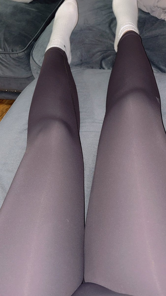 missgi_x's tweet photo. Uk subs comment under this post or dm me don’t be shyyy 😈😈

Im bored today… https://t.co/jmboPPo4dZ