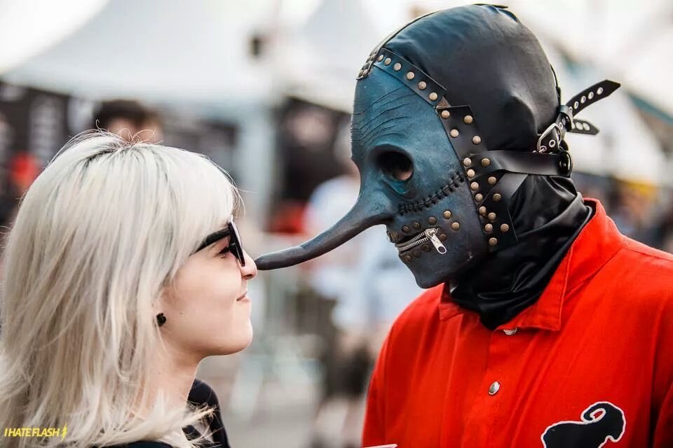 jffgms's tweet photo. @slipknot @marilynmanson @hatebreed Loading… Slipknot’s 8th concert! With MM and Hatebreed, what a dream! See you there!        2013’s Monsters of Rock epic surfing crowd caught on TV at Hatebreed’s concert before Limp Bizkit, Korn and Slipknot (an others! https://t.co/JfMqb7JGsC