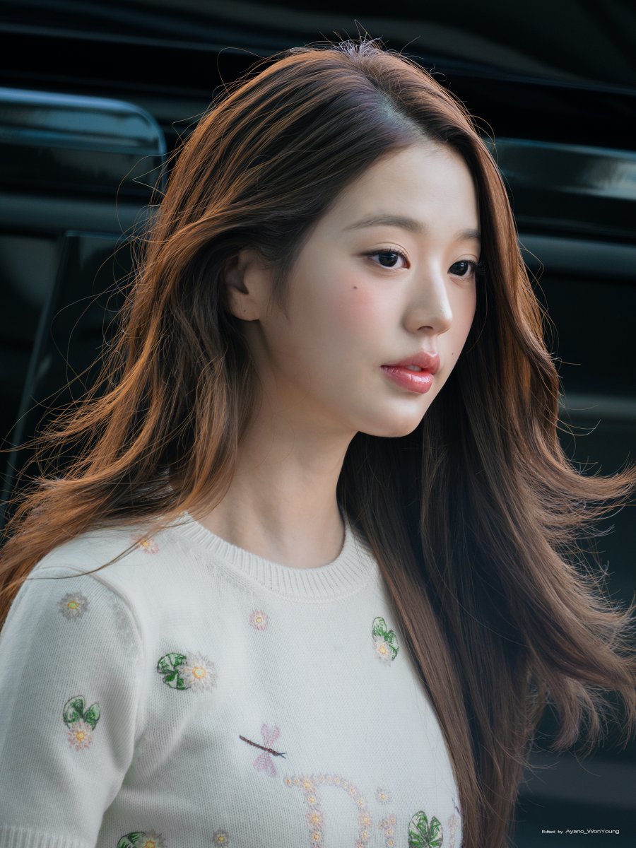 Ayano_WonYoung's tweet photo. 260928 인천공항

Dior 화보 part.6

#WONYOUNG #ウォニョン #장원영 #JANGWONYOUNG #DiorSS27
@Dior https://t.co/dlM8xb4H6O