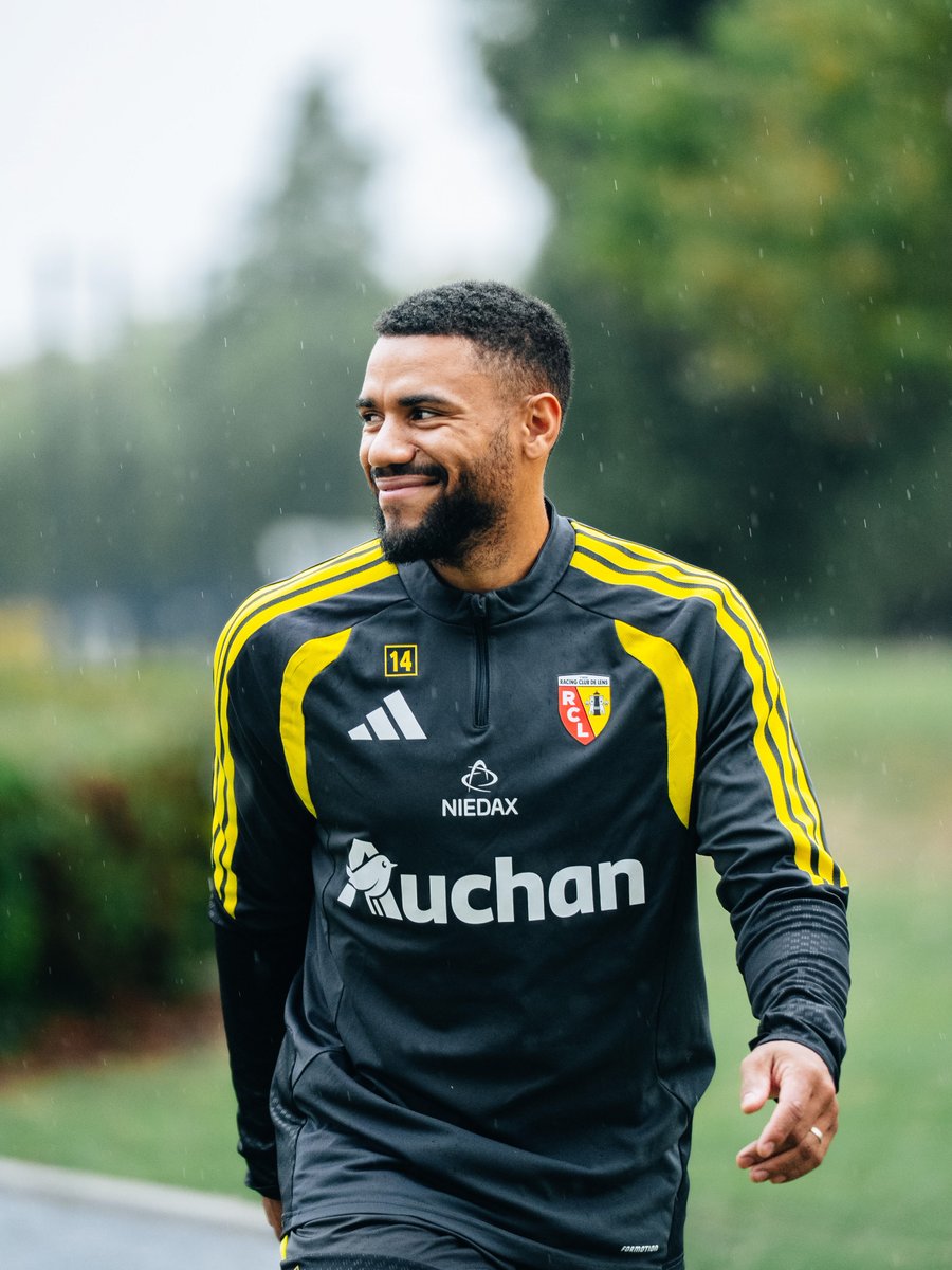 RCLens's tweet photo. 🔙

#FiersDEtreLensois https://t.co/cGgGUfy4rc