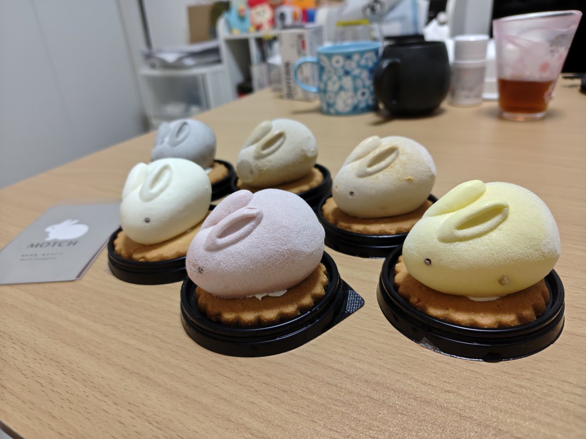 BF_gure's tweet photo. 夫が試験の労いにかわよきものを取り寄せてくれてたみたいです。 https://t.co/cy2s7IZtbX