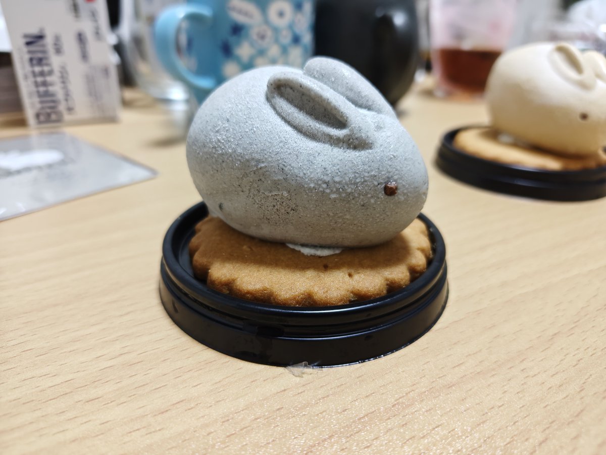 BF_gure's tweet photo. 夫が試験の労いにかわよきものを取り寄せてくれてたみたいです。 https://t.co/cy2s7IZtbX