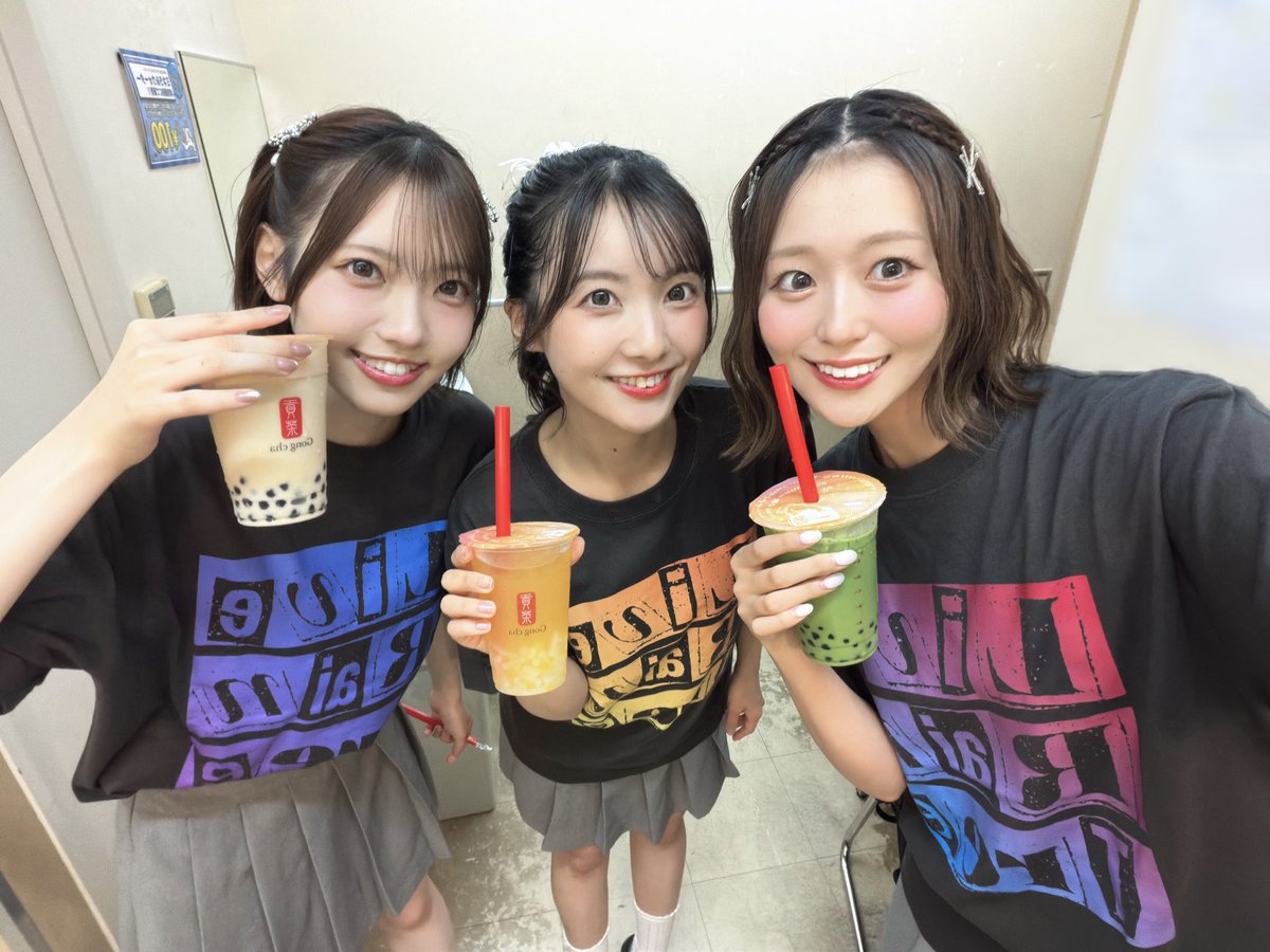 niino_fuka's tweet photo. LIVE Rain Tree vol.2
ありがとうございました❤️‍🔥❤️‍🔥❤️‍🔥

でこだししてみたよ^ ^
暑かった、たのしかった！！！！

来月もきてね🎤✨

 #RainTree #レインツリー https://t.co/wKXvkLqeLv