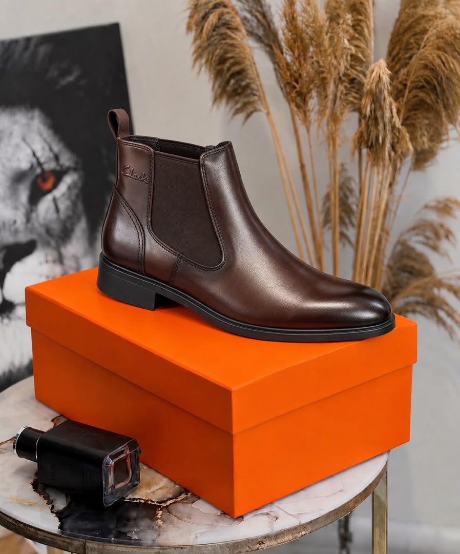 QueenOnlineBiz's tweet photo. Naomba Repost🙏

#VIATU BORA🔥🛍️

✅Size   39/40/41/42/43/44/45/46

✅Bei    140,000/=

https://t.co/iNVc9ElUHN
Au 0713800448
📍Kariakoo https://t.co/LX2pKZgTCv