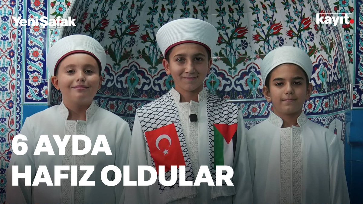 yenisafak's tweet photo. Hafızlıklarını 6 ayda tamamlayan Ali Sefa Yüce, Yusuf İsa Aksay ve Muhammed Kerem Özbek:

➖ "Filistin'deki kardeşlerimize Allah yardım etsin."

➖ "Müslüman bir genç hem namaz kılmalı hem de Kur'an okumalı."

🔗 İzlemek için: https://t.co/nJ1waQ4kIi https://t.co/sUJV2AeWt4