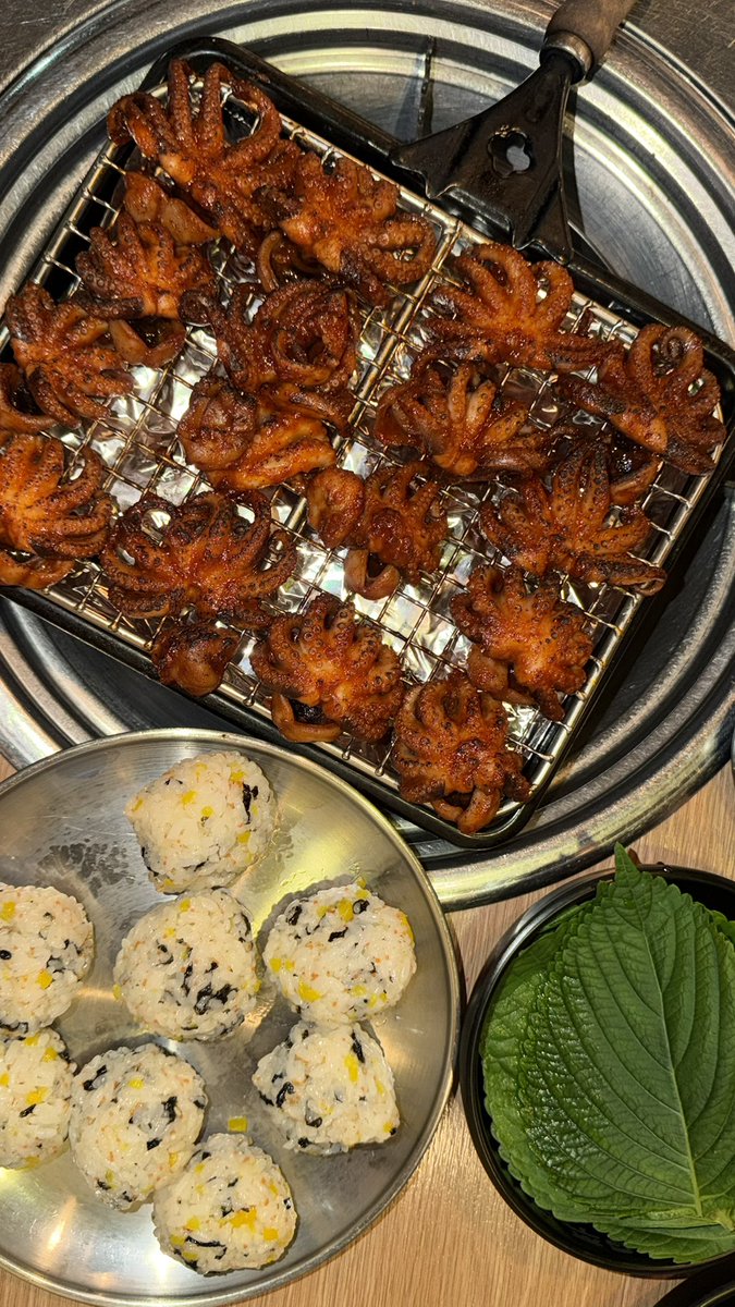 uxquxm's tweet photo. ♡ ♡ ♡ 개존맛쭈꾸미 ♡ ♡ ♡ https://t.co/8qPjgaXFy8