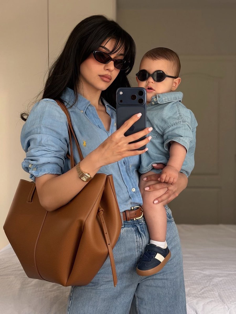 classyladylife's tweet photo. fashion mommy🧸 https://t.co/BH1g5hbbwJ