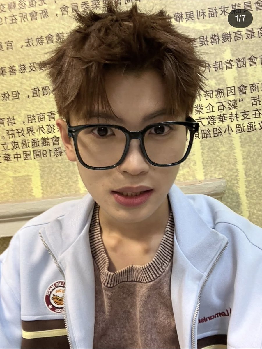alex6uko's tweet photo. 网红歌手
🔥VIRAL now🔥 https://t.co/GNFyLE9nJq