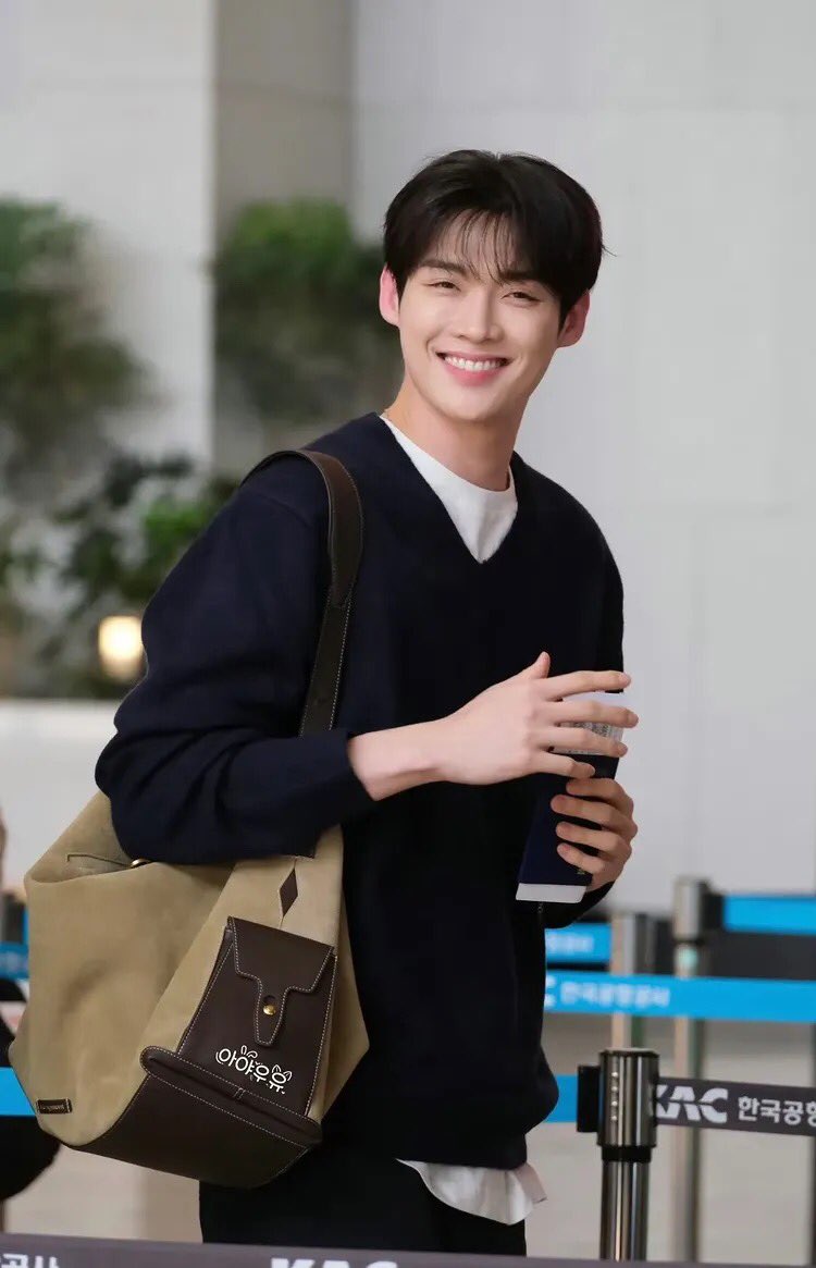 __kimpossible98's tweet photo. Cố lên nha các chị em mình ơi!!!! Trồng cỏ cho em 🍀🍀🍀🍀🍀🍀🍀🍀🍀🍀🍀🍀🍀🍀🍀🍀🍀🍀🍀🍀🍀🍀🍀🍀🍀🍀🍀🍀🍀🍀🍀
WE STAND WITH KIM YOON SIK
#kimyoonsik #kimyoonsikshines https://t.co/h4wtmHeJid