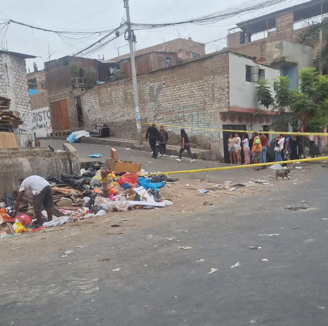 Aderly's tweet photo. 🚨 #URGENTE | Asesinan a cantante en la intersección de la avenida Morales Duarez con calle Morropon. https://t.co/iZU7H4FhWz
