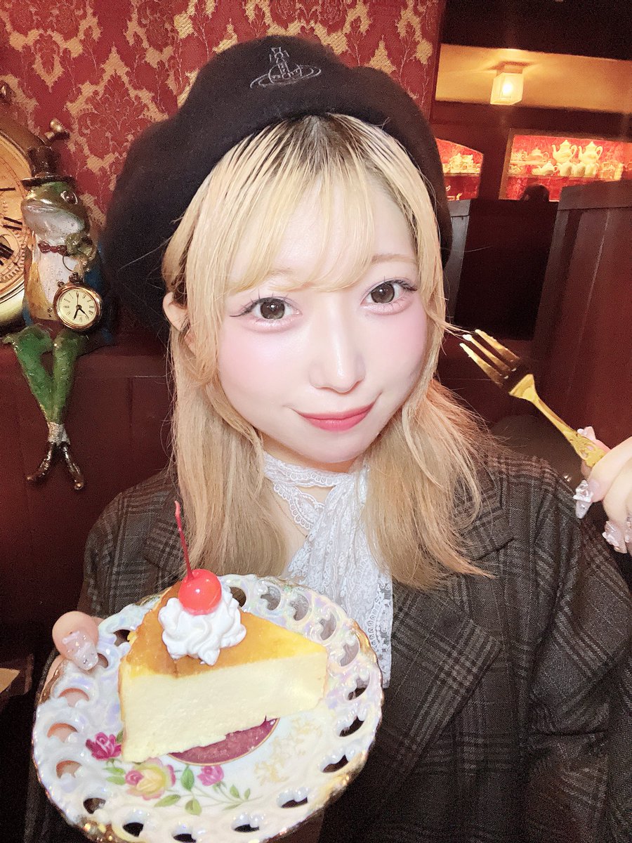 itsuyoru_soara's tweet photo. けーきたべた^_ .̫ _^💭

#今日のそあちゃん https://t.co/vKqLCZVhbp