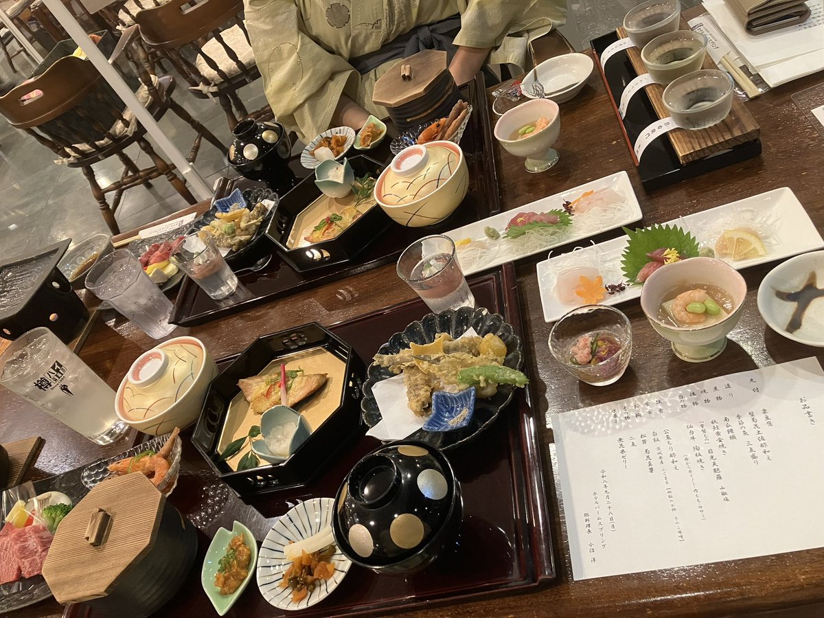 tyabo_mk2's tweet photo. ���ぶくま洞めちゃ楽しかった⭐️
洞窟探検してるみたいで終始ウッキウキ。
アクアマリンふくしまクソデカ水族館でびっくり！
夕食も美味しくて満足お休み💤 https://t.co/nP3CDOdScj