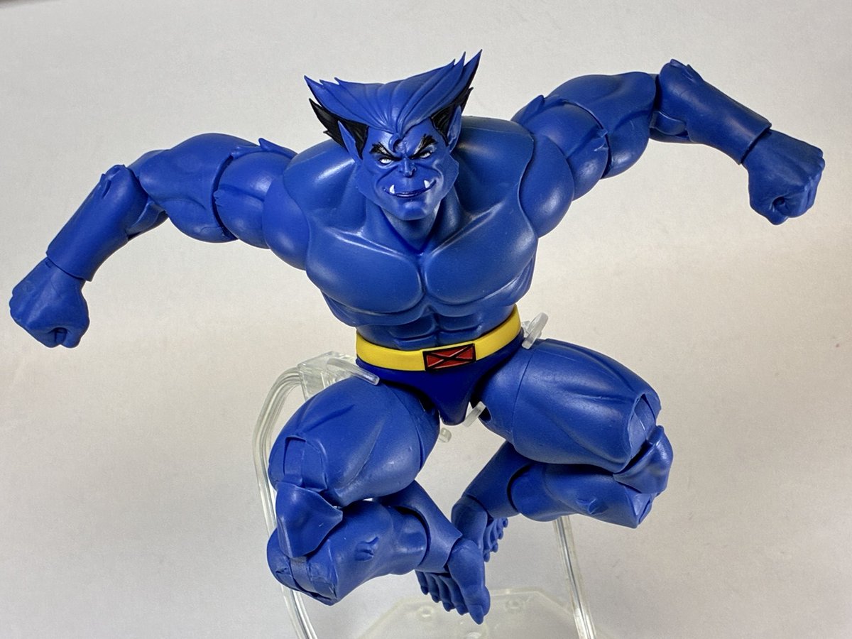 31_Ga_Gallium's tweet photo. X-MEN'97 ビースト到着！
@varicaideさんで予約してたのでちょっとお早めにゲット
毛むくじゃら造形のコミック版が理想だったけど、これはこれでアニメそのままで良い！
#マーベルレジェンド https://t.co/pw66Yus4PS
