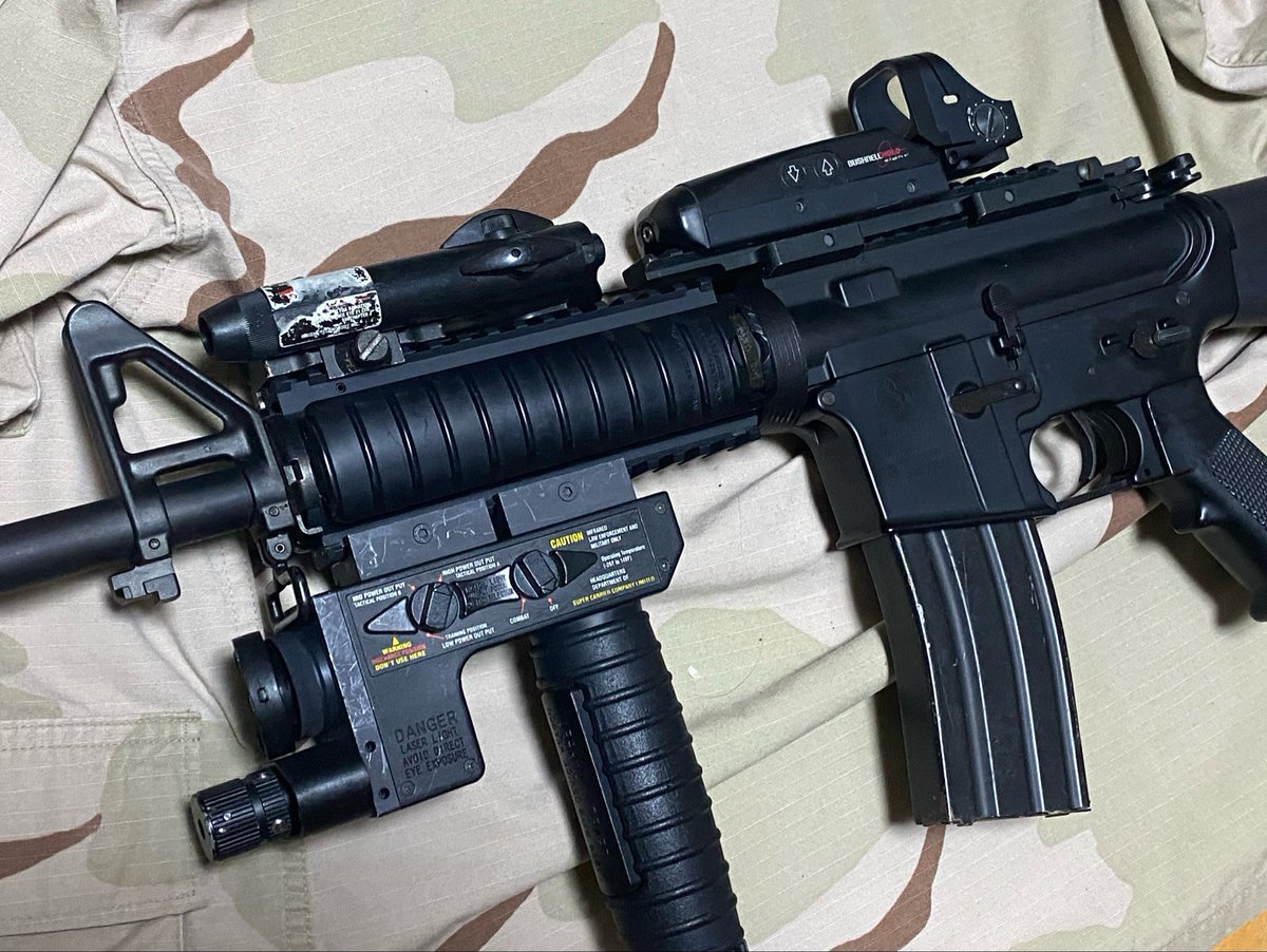 6kuromi_6's tweet photo. 固定ストックのM4カッケーと思う

VFCのSR16M4欲しい https://t.co/84GHTJ2DZr