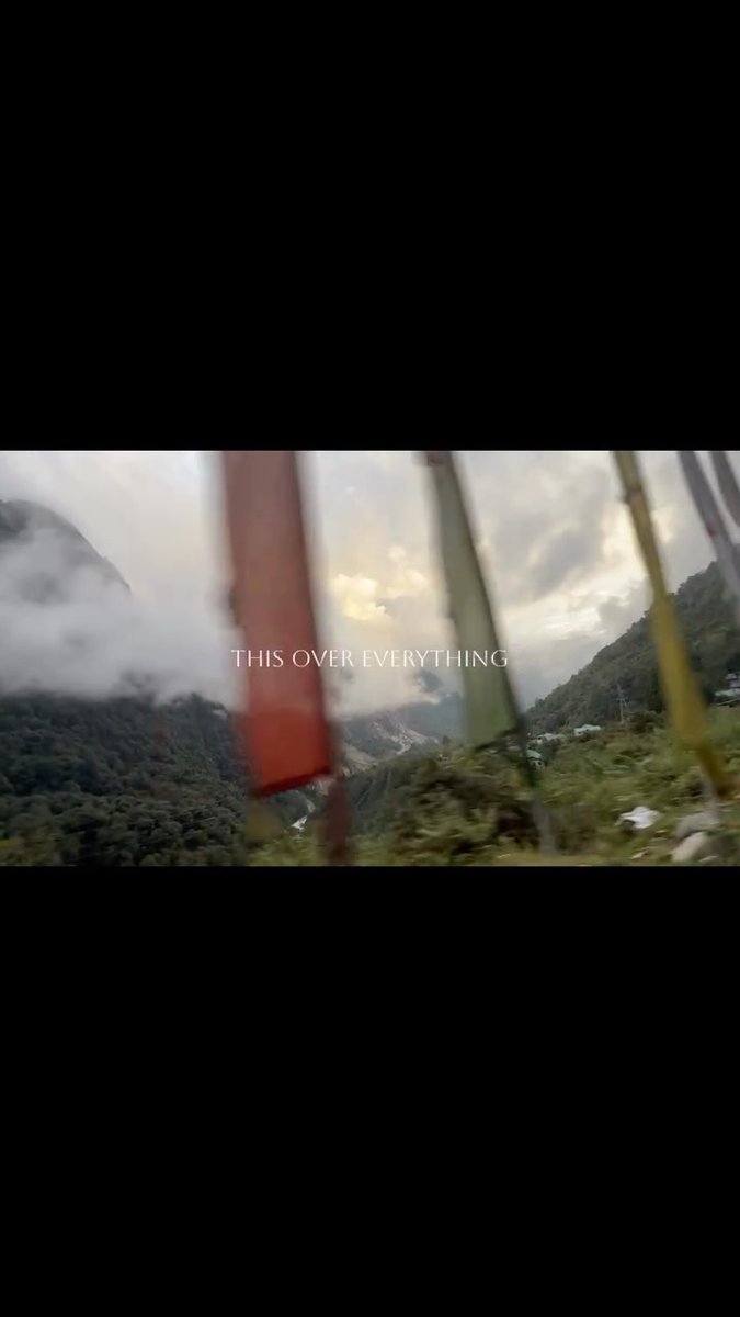 rafaela_loopes's tweet photo. ⛰️✨
#mountain #explore #lailamajnu #travel #cinematicreel https://t.co/QwE4ZXL3gC