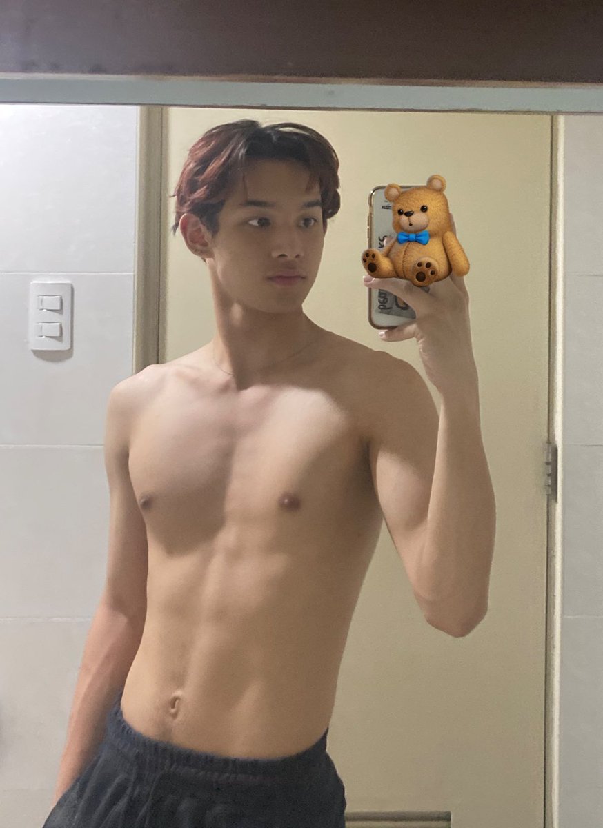 heillioes's tweet photo. VXON Vince Enzo 🥵 https://t.co/1gqsVKEzwp