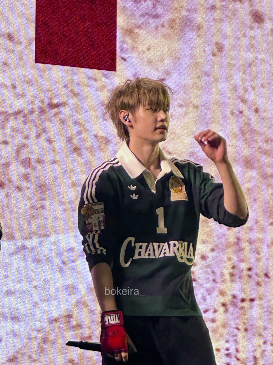 ywonikeu's tweet photo. i think about this sunghoon a lot https://t.co/e7grrze15S