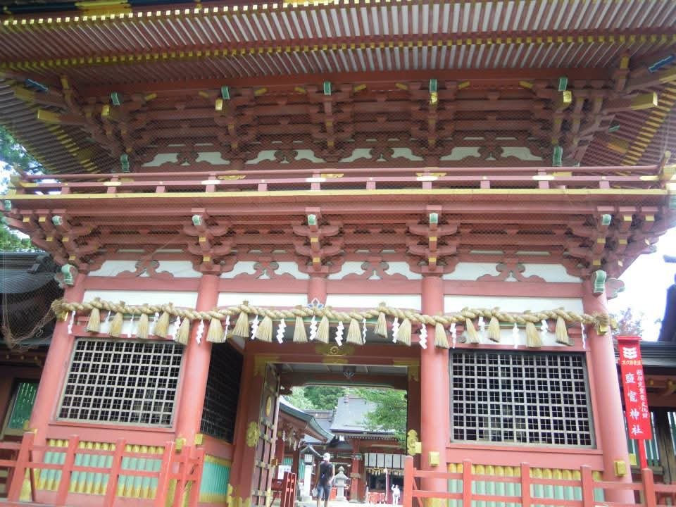 mido_u13's tweet photo. 振り返りお出掛け記録
宮城県 塩竈

塩竈神社
3つある参道のうち私が選んだのは表参道
202段ある階段を登って参拝してきました
階段の下に立って上を見上げた時の階段の長さよ笑
一度登り始めたら後には戻れない感じ
でもそうそう頻繁にこれる場所でもないしと思い登ってきました https://t.co/gacAr4F5x1