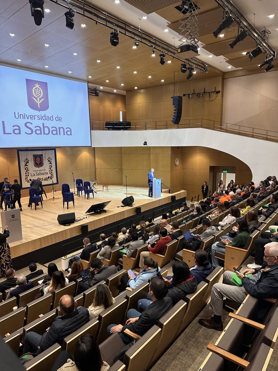 Red_SIMUS's tweet photo. Ya nos encontramos en el VIII Foro Internacional de Movilidad: “Movilidad + Tecnología = Vidas Protegidas” en la @unisabana 

Sumamos voz a esta jornada clave sobre tecnología, innovación y seguridad vial para salvar vidas en las vías. 

#octavoforomovilidad https://t.co/WgbpOL2JHm