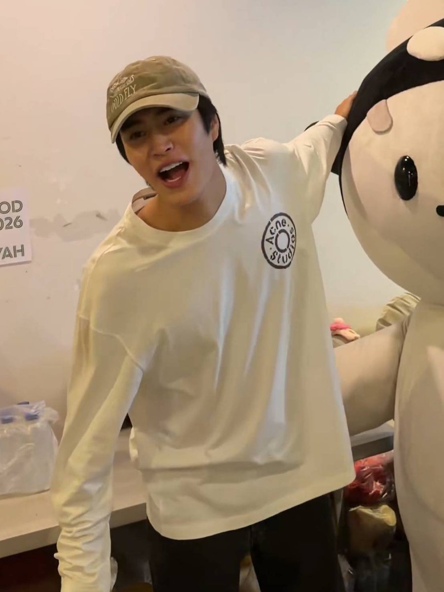 justonlyme1919's tweet photo. 🐶 : วาฬออการ์นะเว้ยย~!!

🐱 : มึงเว้ยกับใคร?? https://t.co/E1oKPUuvuF